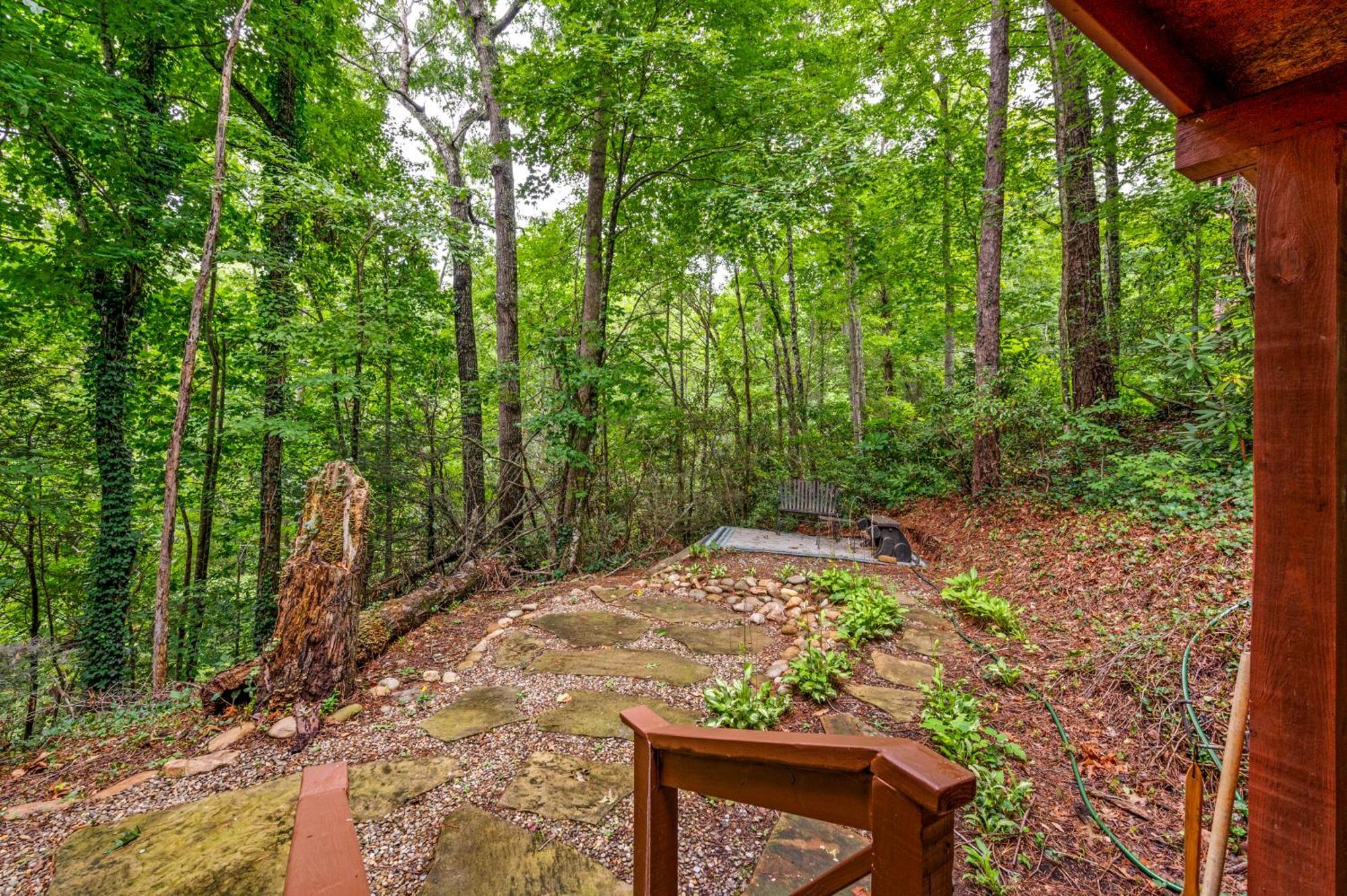 Beautiful Chalet With Fireplace And Large Game Room Gatlinburg Eksteriør bilde